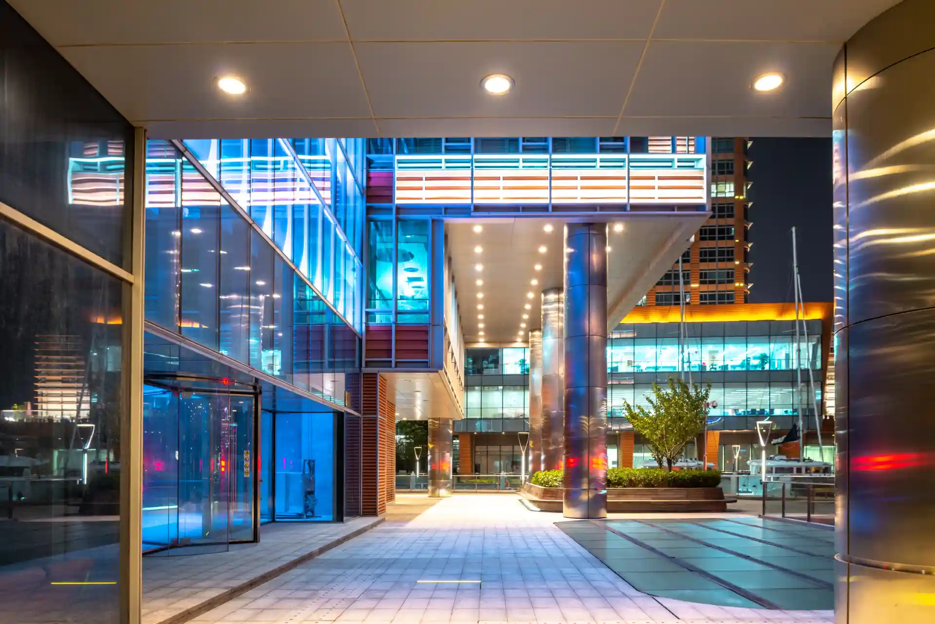 Modern commercial retail storefronts and walkways for small retail business site selection